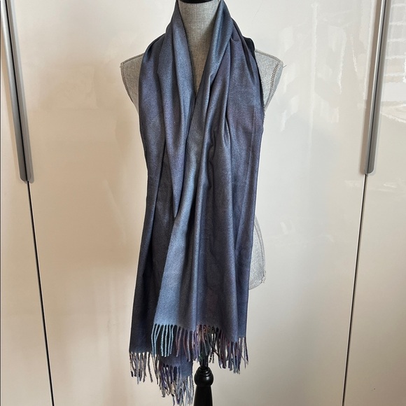 NWOT Colorful Artistic Lady Dog Wool Blend Double Sided Fabric Large Scarf - Picture 6 of 12